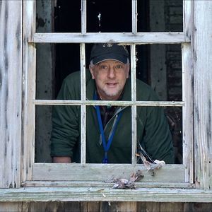 Meet your Posher, Stewart